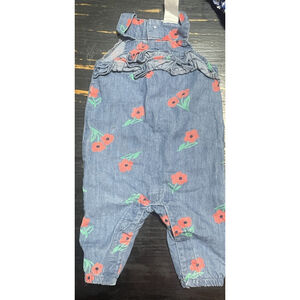 Carters Girls NB Flower Romper